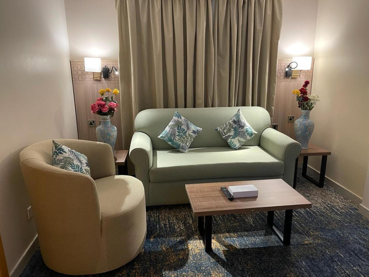 Nawazi Towers Hotel Mecca Bagian luar foto